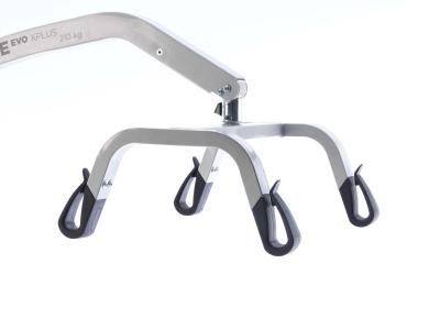 Patientenlifter Invacare Birdie EVO XPLUS Detailansicht 4-Punkt-Spreizbügel